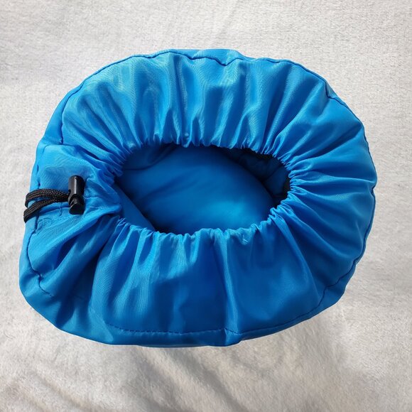 CHUCKIT! Travel Pet Bed - Comfort on the Go and easy to store - Blue/Gray *EUC* - Picture 7 of 7
